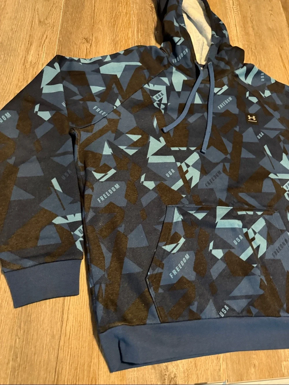 Under Armour comfortable hoodie